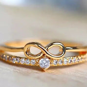 Anel Feminino Infinito Cravejado com Zircônia