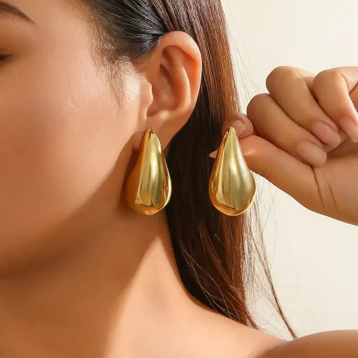 Brinco Gota Grande Banhado em Ouro 18k