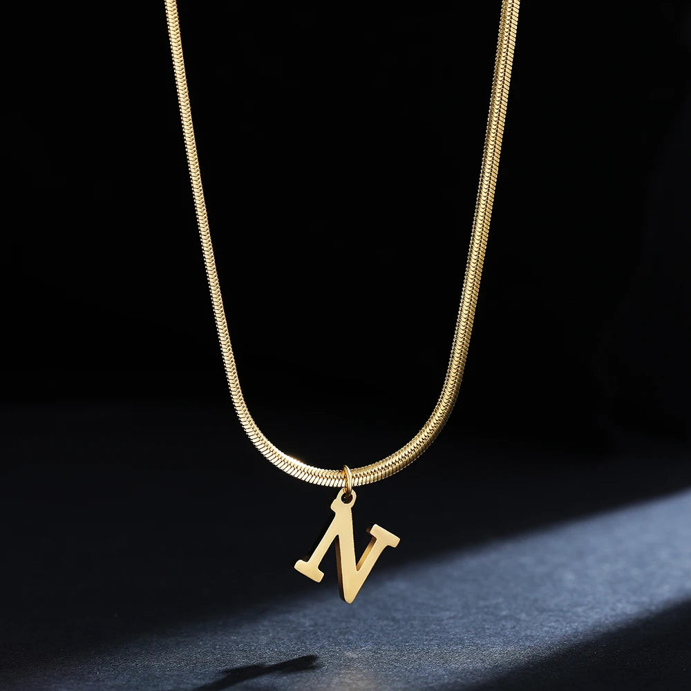 Colar com Inicial Banhado em Ouro 18k