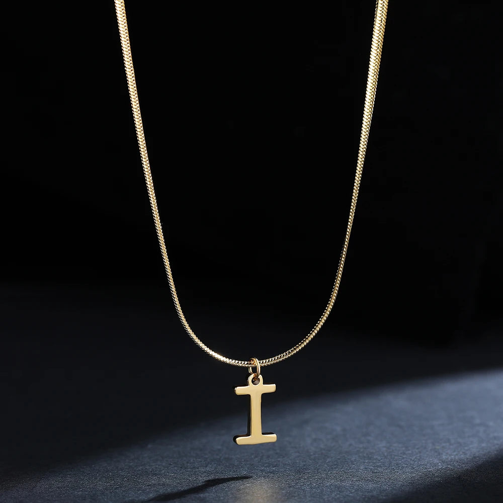 Colar com Inicial Banhado em Ouro 18k