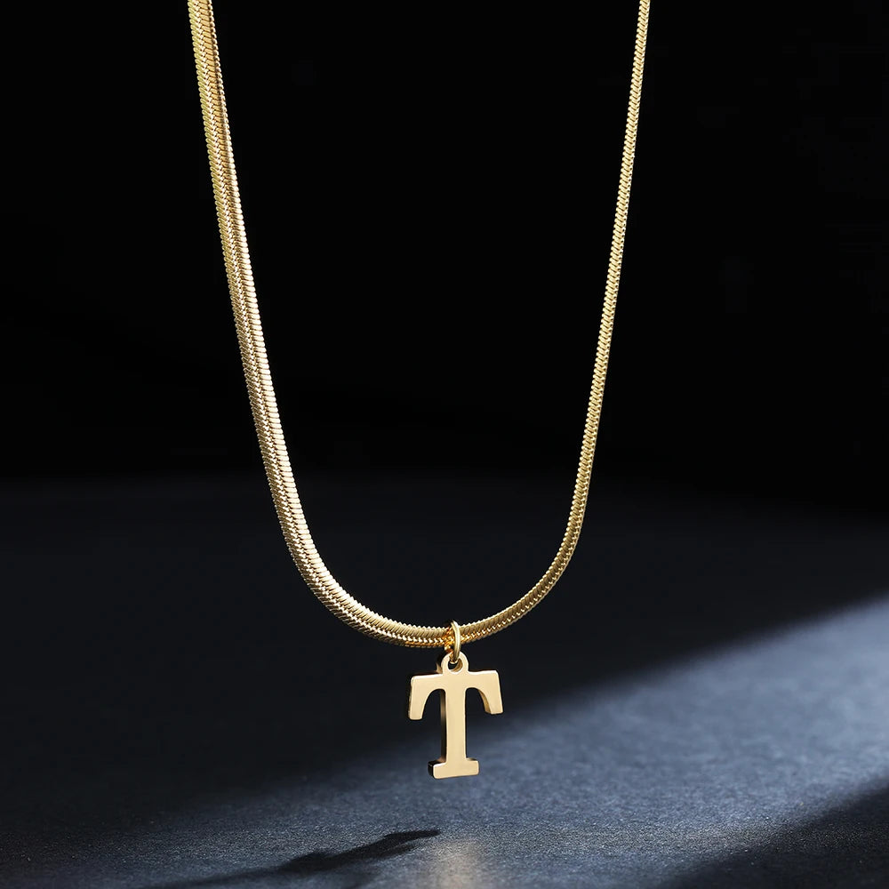 Colar com Inicial Banhado em Ouro 18k