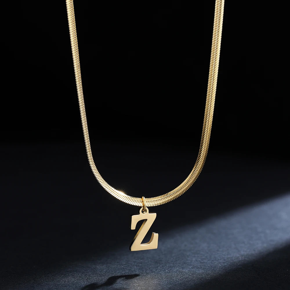 Colar com Inicial Banhado em Ouro 18k
