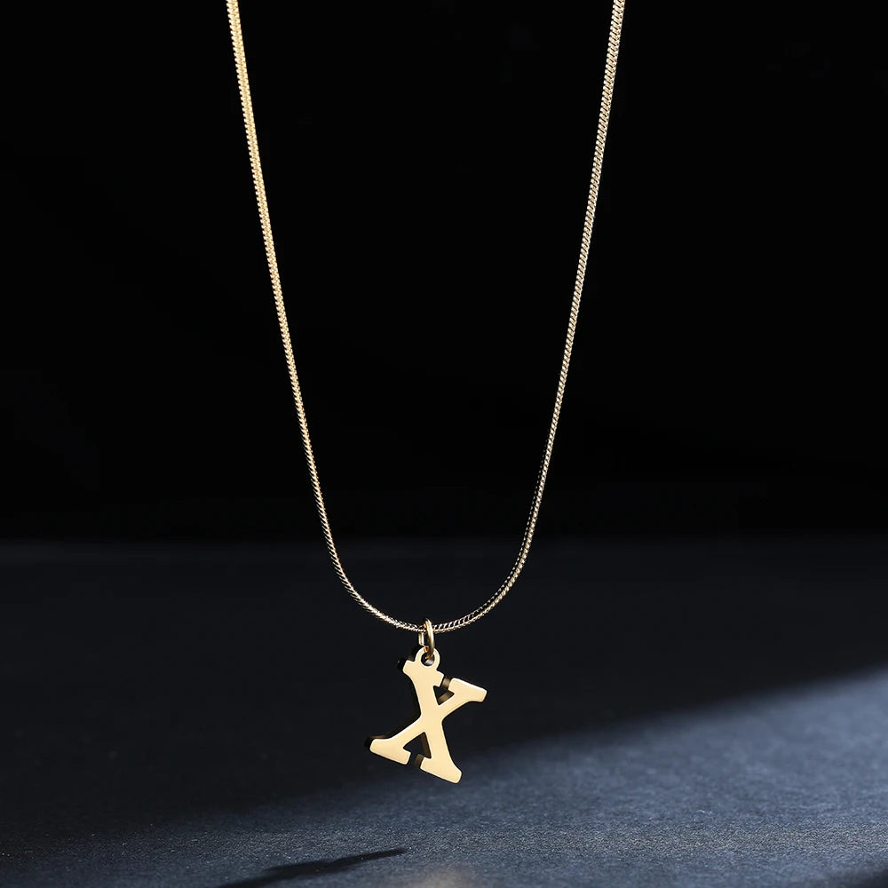 Colar com Inicial Banhado em Ouro 18k