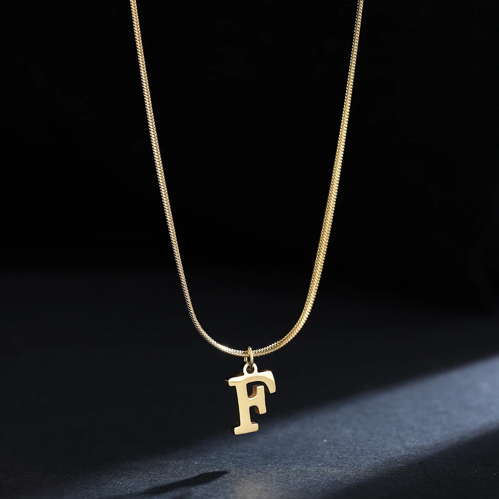 Colar com Inicial Banhado em Ouro 18k