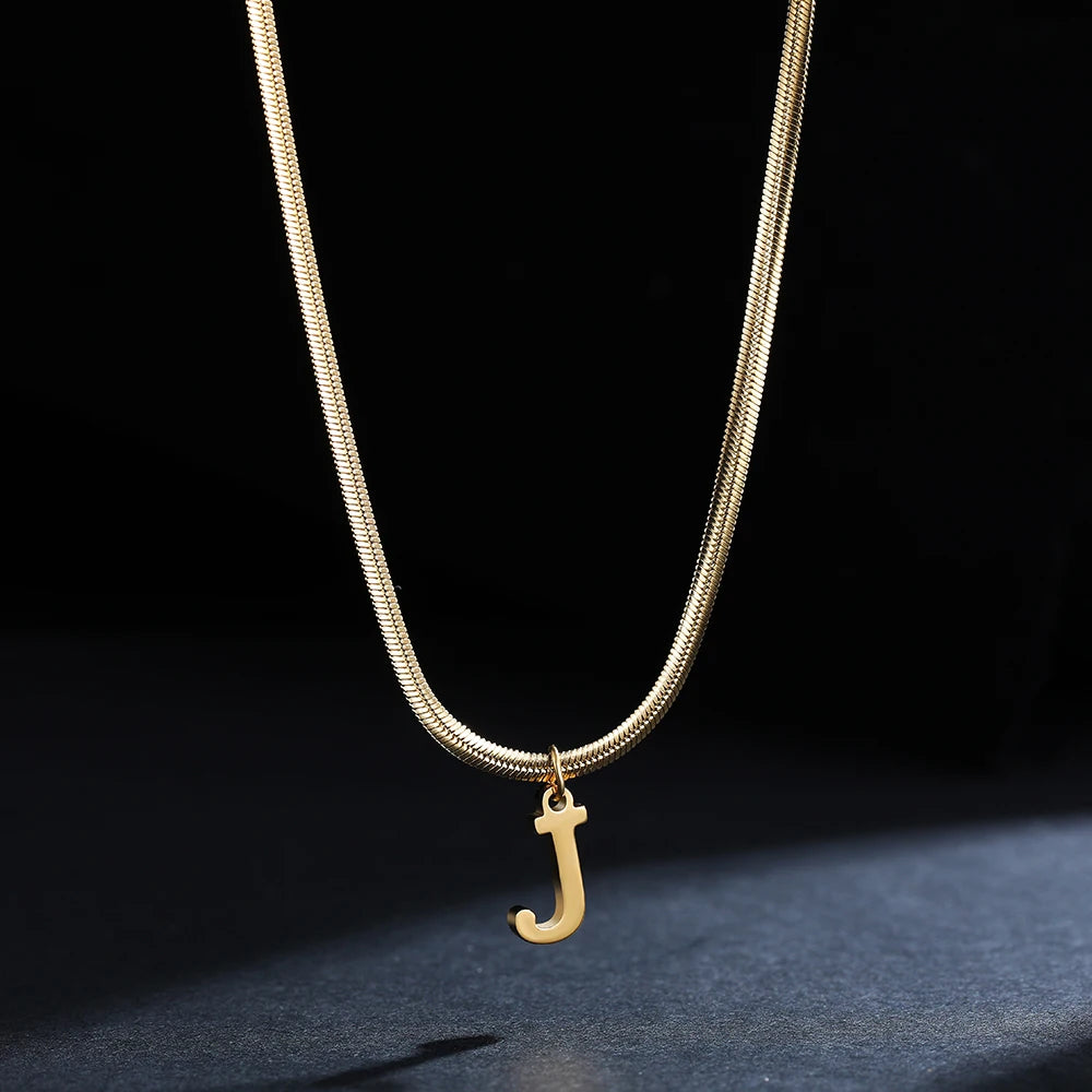 Colar com Inicial Banhado em Ouro 18k