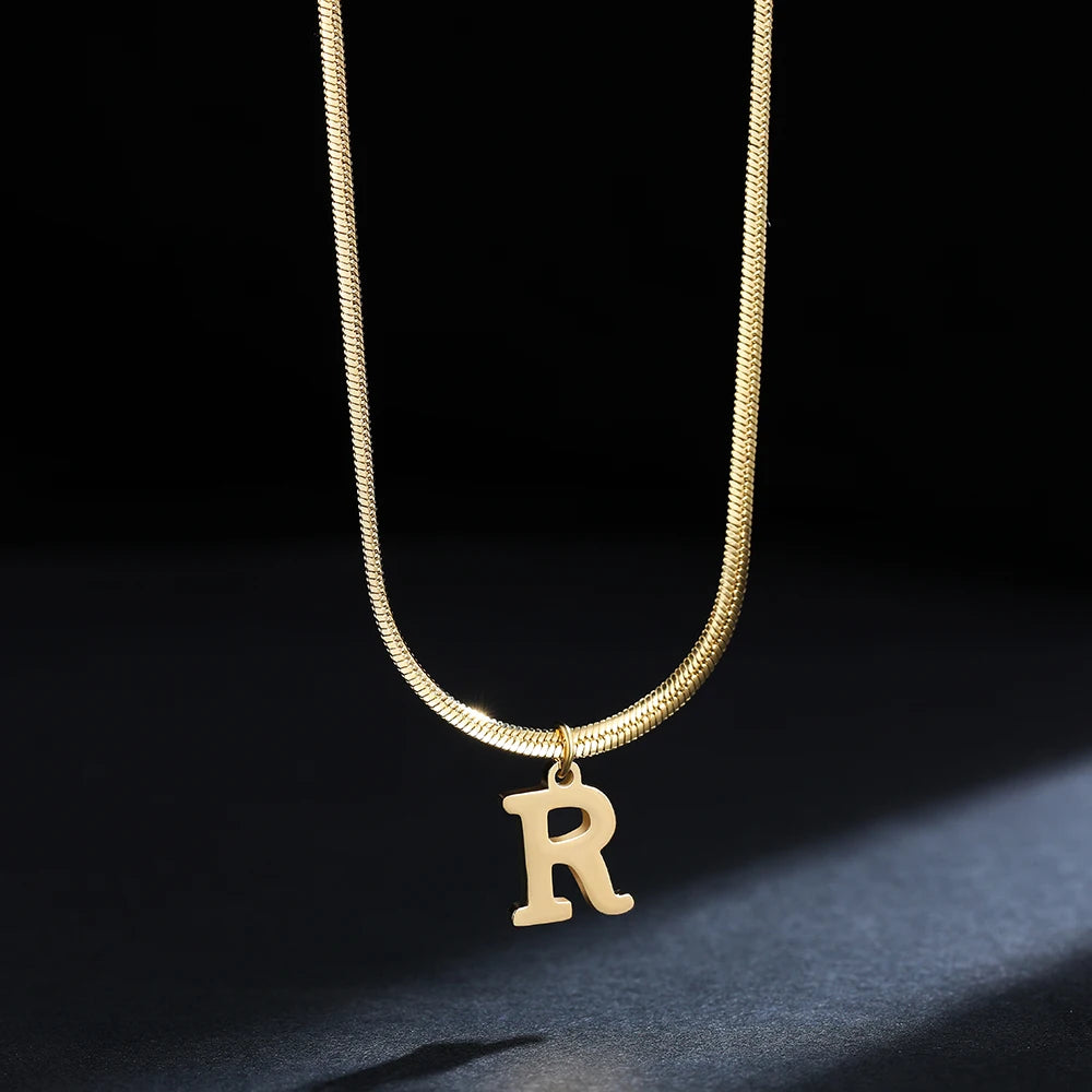 Colar com Inicial Banhado em Ouro 18k